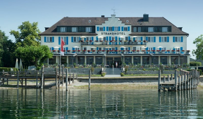 Das Strandhotel Löchnerhaus befindet sich direkt am Ufer des Bodensees.